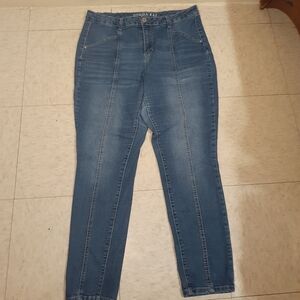 Denim Bay Women's Classic Blue Skinny Jeans